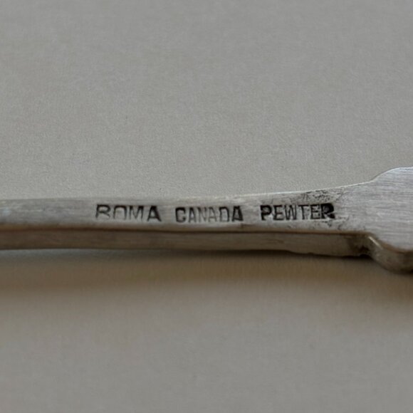 Vintage Boma Canada Pewter Souvenir Spoon Coat Of Arms Of Canada Maple Leaf 5" - Picture 7 of 7